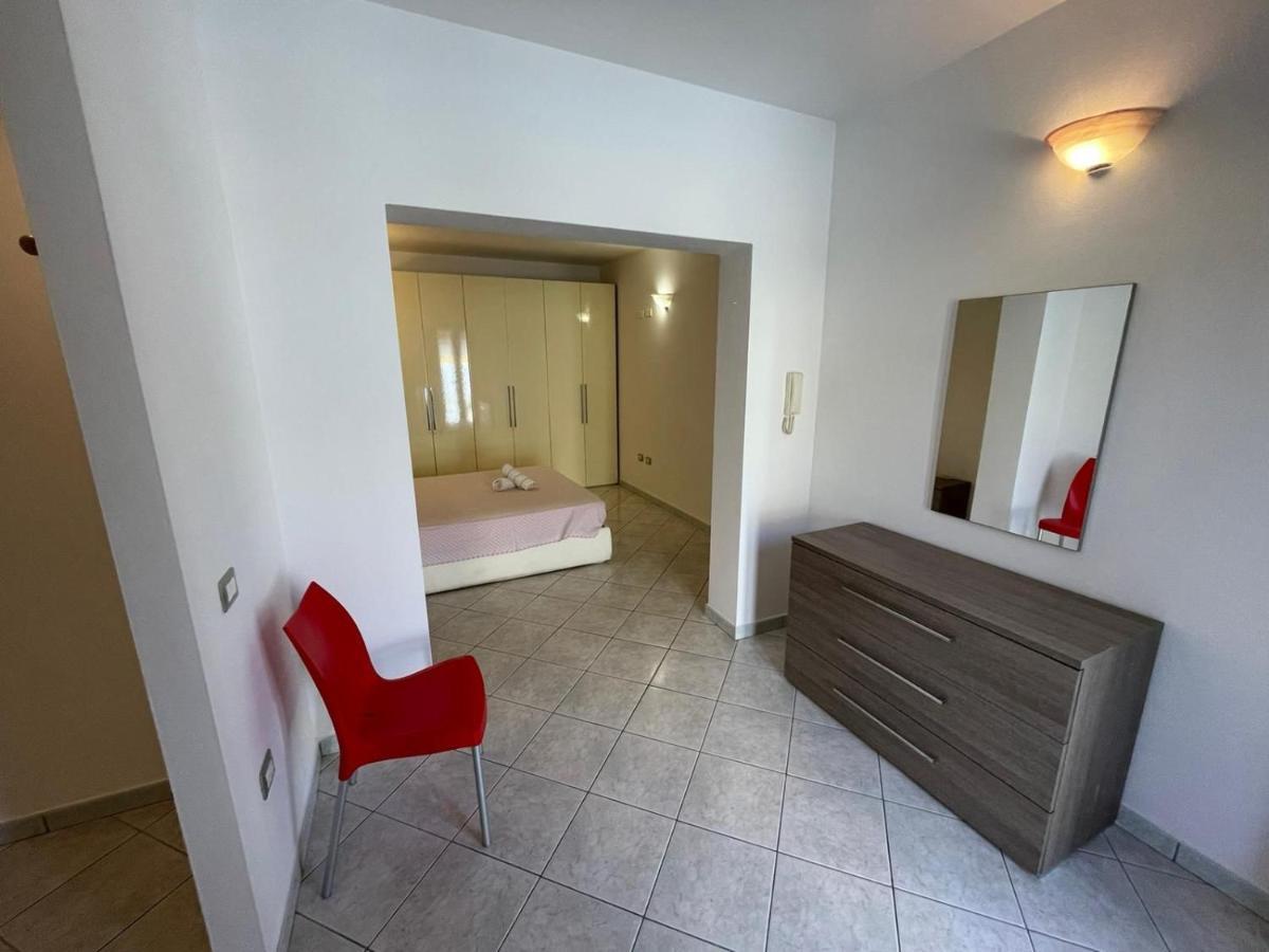 אסמיני Casa Camere Pistis מראה חיצוני תמונה