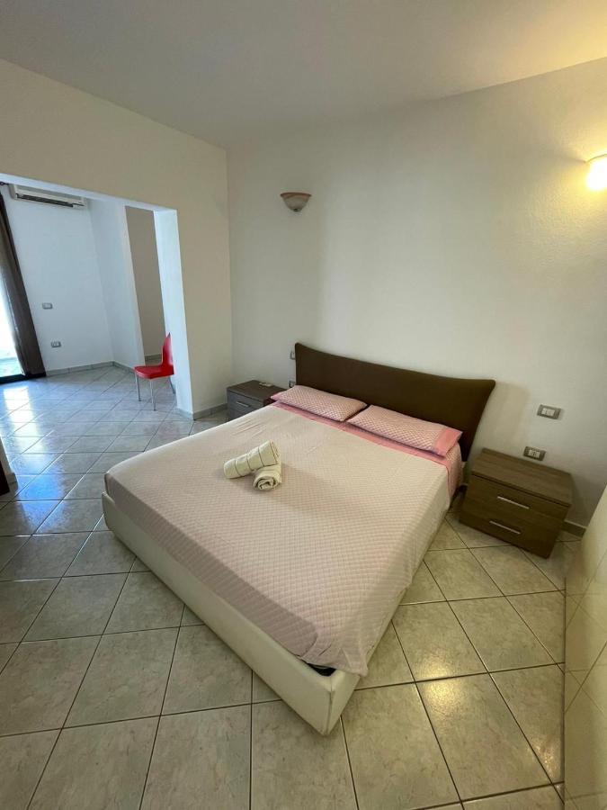 אסמיני Casa Camere Pistis מראה חיצוני תמונה